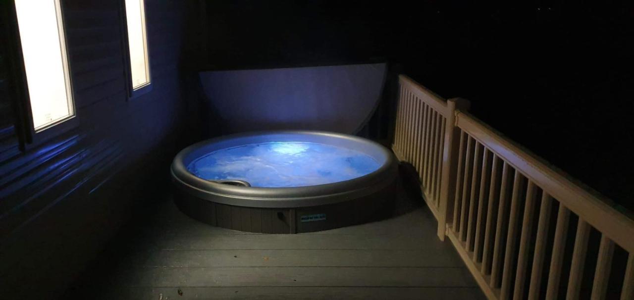 Ksr Hot Tub Holiday Home At Tattershall Lakes Buitenkant foto